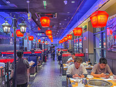-山河屯铁锅炖·非遗东北菜(南山店)