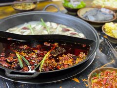 -乖嬢嬢重庆老火锅(南联店)