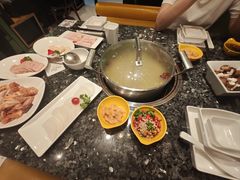 -一席地·本地鸡窝·杭帮鸡火锅(萧山银隆百货店)