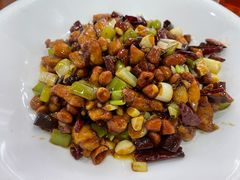 -椒香川流不息川菜馆(二七北路店)