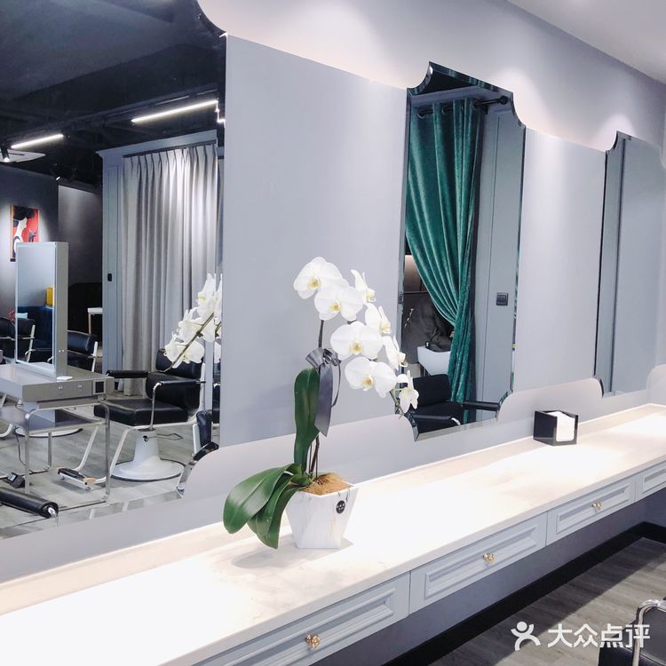 💈自由手艺人日系染烫初体验💇‍♀️