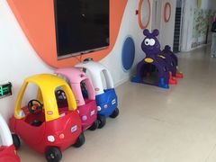 -上海市民办金苹果学校