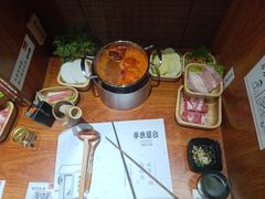 极品纯虾滑-独食火锅·半米屋台(直营总店)