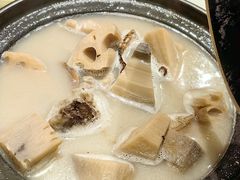 -品泉餐厅·大盆鱼·走地鸡