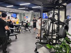 -超鹿运动(达信大厦店)