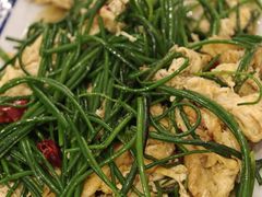-老钟家烤羊排·敦伊阁清真餐厅胡羊焖饼