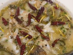 -渔语鱼酸菜鱼新川菜(来福士店)
