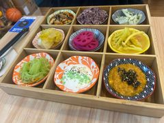 -轻蔬不用等·素食(江苏路店)