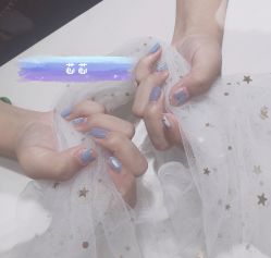 -Yue color 悦彩美甲美睫工作室