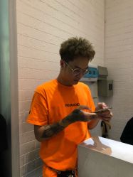 -SIX Hair Consultant