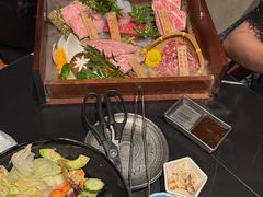 -山川小町·极番烧肉(新地假日广场店)