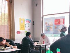 大堂-清真永恒华威肉饼(潘家园店)