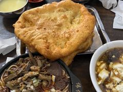 -伟伟羊杂馆