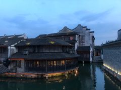 -鱼非鱼(徐家汇店)