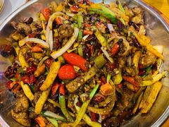 -八一路好吃街(雨田商务大厦店)