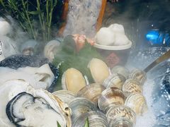 白贝-泰洛雅海鲜火锅餐厅