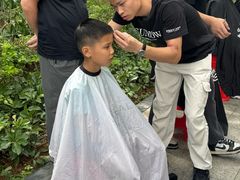 -首脑美容美发化妆美甲培训学校(龙岗校区)