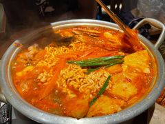 泡菜肥牛部队锅-春熙台韩国料理·章鱼肥牛(西丽店)