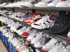 -法雅体育工厂店(皂君庙路店)