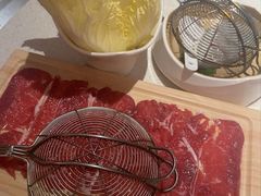 -海底捞火锅(中商百货夜宵主题店)