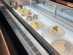面包甜点陈列柜-C Cafe(朵云书院·戏剧店)