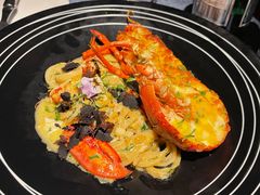 波士顿龙虾马粪海胆蟹肉面配松露-弦月窗LUNETTE BY AMANDA(复兴路店)