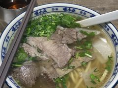 -嘻小北·兰州清汤牛肉面(太平洋森活天地店)