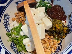 豆花米线-蜗牛小馆醉乡民谣云南菜(惠新西里店)