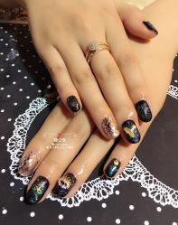 -睫乐园•睫公馆•美睫美甲沙龙