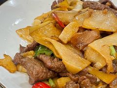 酸笋炒牛肉-美极鲜食坊(宝安南路店)