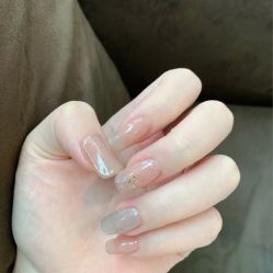 -悦指间美甲美睫
