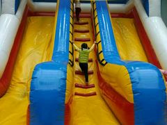 -蒙特利亲子乐园