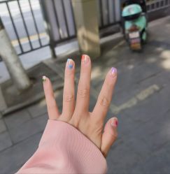 -Yue color 悦彩美甲美睫工作室