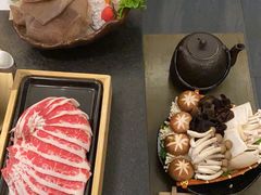 -湊湊火锅·茶憩(打浦桥日月光店)