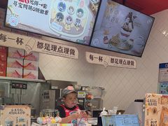 -DQ·蛋糕·冰淇淋(大宁国际商业广场店)