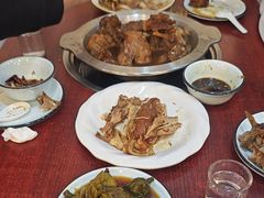 -聚首堂·特色小吃·肘子(什刹海德胜门店)