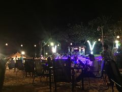 -亚龙湾喜来登·美景台大堂吧