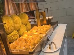 -川骄海鲜自助(王府井奥莱UP TOWN店原世界之花店)