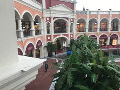 -佛罗伦萨小镇广佛名品奥特莱斯(疏港路店)