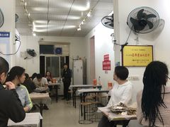 大堂-聂师傅油焖大虾