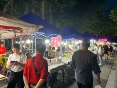 -吴山路夜市