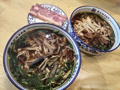 -镇南锅盖面馆(解放路店)