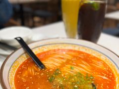 四川担担面-翡翠拉面小笼包(岭南新天地店)