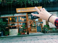 -猫的天空之城概念书店(杭州南宋御街店)