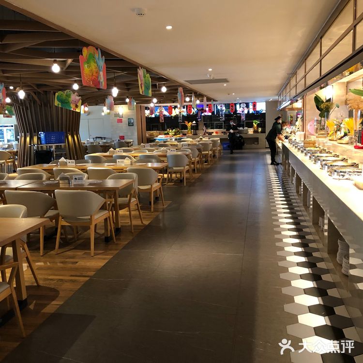 不出昆明，带娃超好玩的四季室内水上乐园