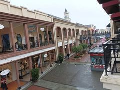 -王府井奥莱临潼小镇(临潼店)