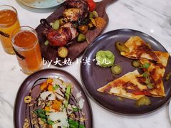 -théATRE茶聚场·餐厅(环球金融中心店)