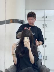 -宫铭烫发染发接发店