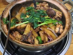 -奇味鸡煲(麦地店)