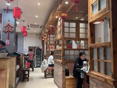 -老渔翁炖鱼坊(黄海西路东山店)